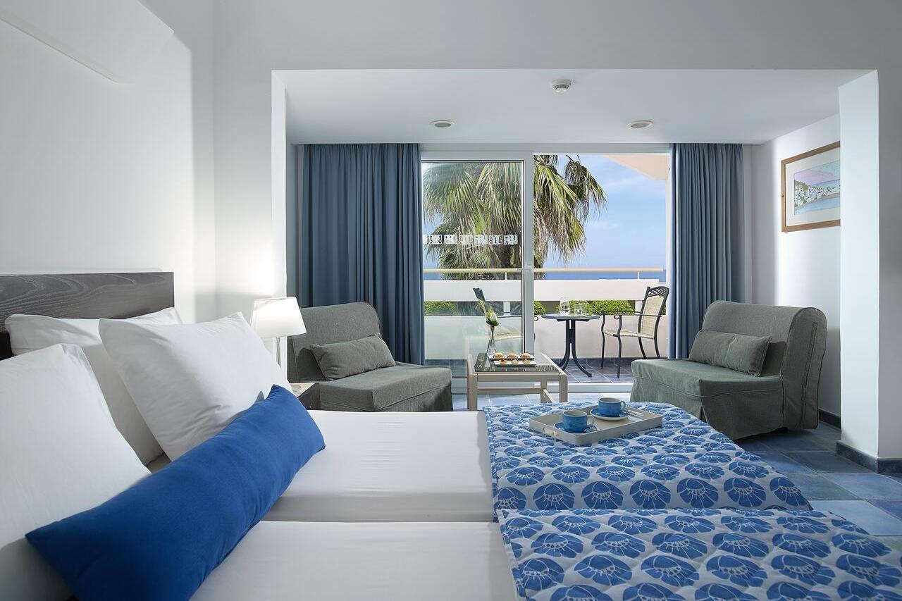 Helea Family Beach Resort Mourátagas Exterior photo